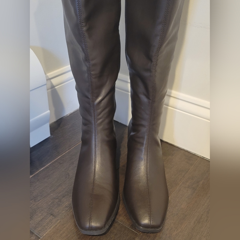 NWOB Devri Extra Wide Calf Knee High Boots, Brown, Vegan Leather Women's Size 9